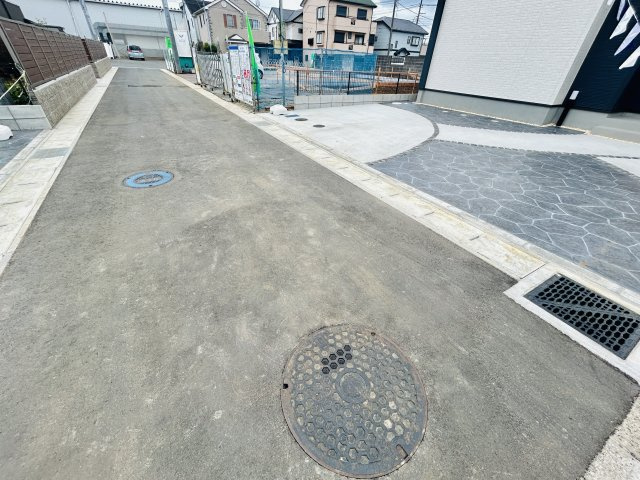 グラファーレ千葉市若葉区愛生町２期の玄関|建築施工例