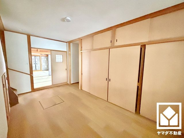 大津市長等2丁目　の洋室