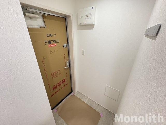 ラヴェリテ鳳の玄関