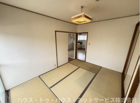エステートピア吉井町の和室
