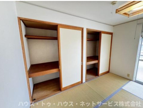 エステートピア吉井町の収納