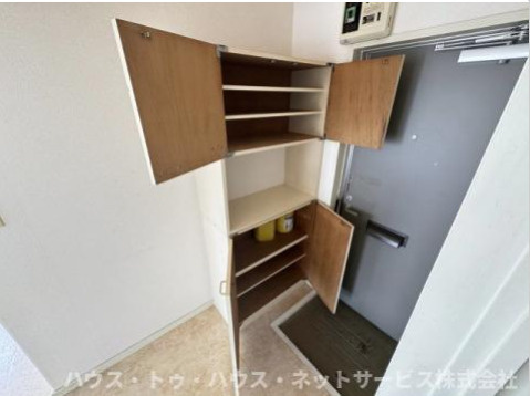 エステートピア吉井町の収納