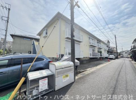 エステートピア吉井町の駐車場