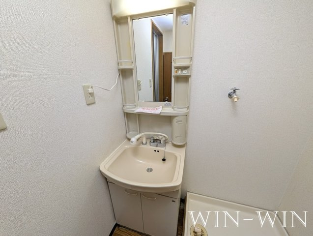 URBAN HILLの独立洗面台|イメージ（同建物内別部屋の写真です）