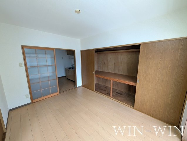 URBAN HILLの居間・リビング|イメージ（同建物内別部屋の写真です）