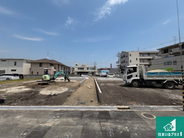 枚方市香里ケ丘　売土地の外観|周辺は落ち着いた街並みの住宅地！子育てがしやすい住環境です！現地でしかわからない事もございます。是非一度ご覧ください。