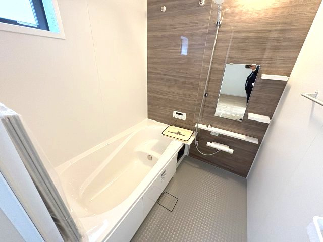 【浴室】 | 福岡市南区曰佐4丁目2期　1号棟（全3棟）【仲介手数料無料・0円】 | 現地写真。浴室です。