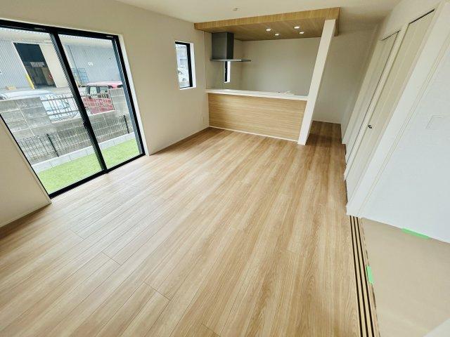 グラファーレ千葉市若葉区愛生町２期のキッチン|建築施工例
