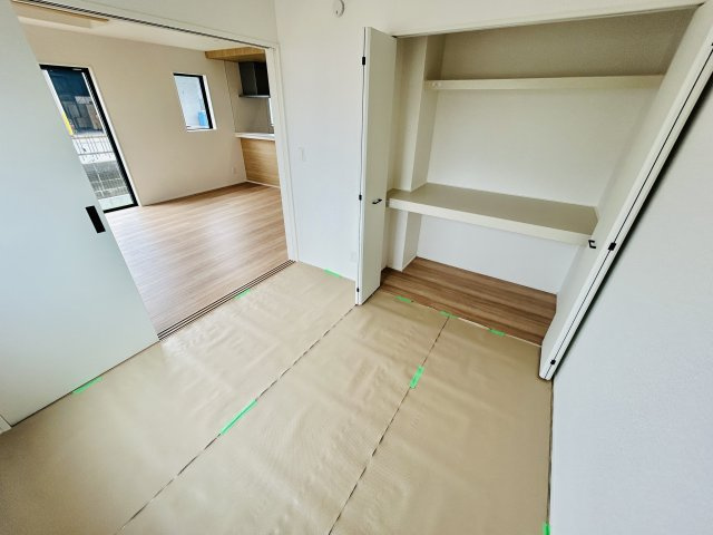 グラファーレ千葉市若葉区愛生町２期の洋室|建築施工例