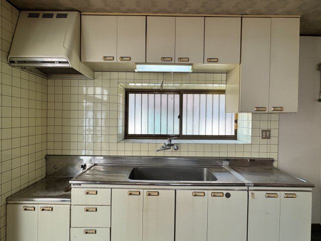 所沢市林3丁目中古戸建のキッチン