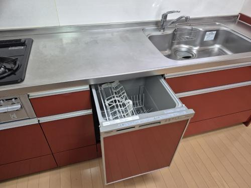 江端町　中古一戸建ての設備|食器洗い乾燥機
■物件内覧・資金計画相談・住宅ローン相談、リフォーム相談、お問合せ受付中■
※当日・翌日のご内覧、ご相談はお電話でのお問合せがスムーズです！
