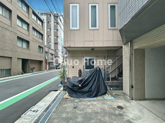 エグザレオーネ蔵前の駐車場|【バイク置場】最新の空き状況や費用などの詳細は担当スタッフまでお問い合わせください。