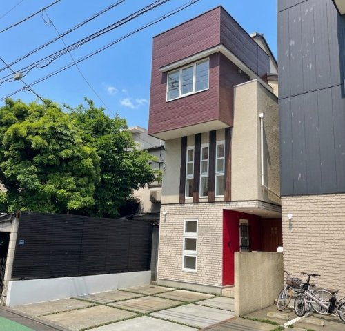 板橋区東新町2丁目の外観|小中学校や保育園、幼稚園も近く子育てしやすい住環境です