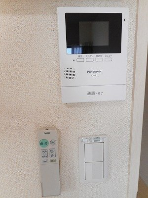 【その他】 | クレイノニューメイプル | モニターホン設置