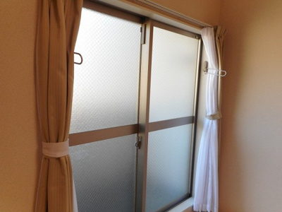 【居間・リビング】 | クレイノニューメイプル | 室内物干し有（一部部屋には設置無し）