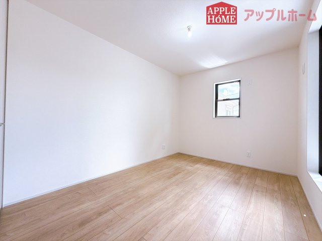 [新築住宅] 鶴ヶ島市下新田 第3 全3棟の洋室|２階居室は全室収納あり！たっぷりある収納活用でお部屋もキレイを保てます♪