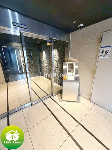 ライズコート住吉のエントランス