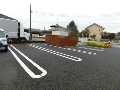 【駐車場】 | フルームＡ