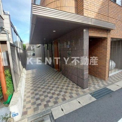 【エントランス】 | グリシーヌ レジデンス | 建物の内部です