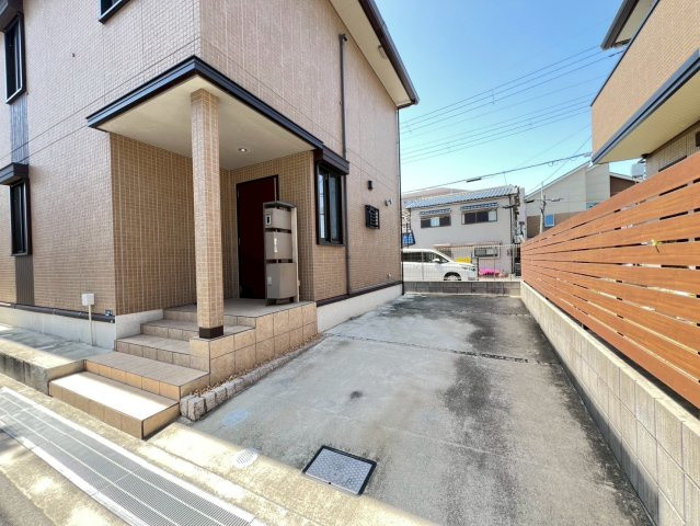 橋の内３丁目戸建の駐車場