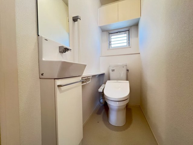 橋の内３丁目戸建のトイレ