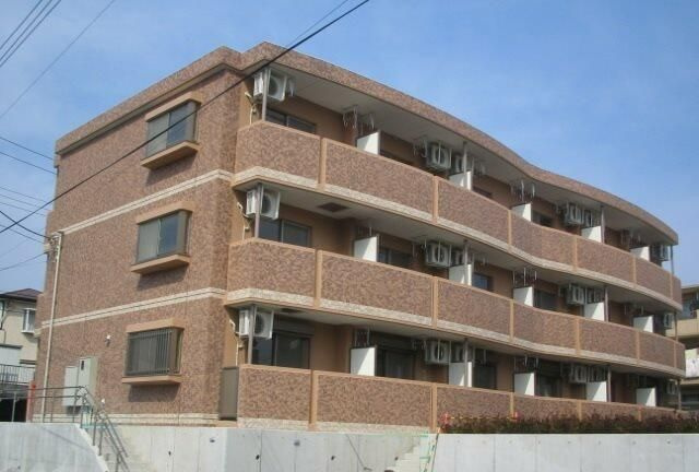 町田市小山町の賃貸マンションの外観