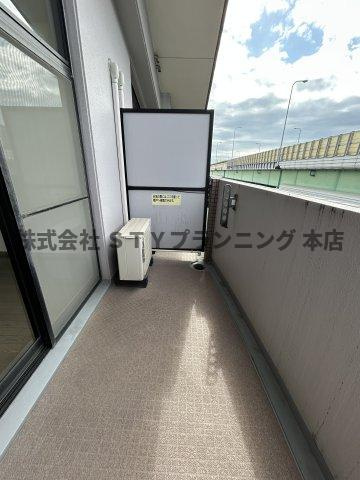 仲介手数料0！！パルテンツァのバルコニー