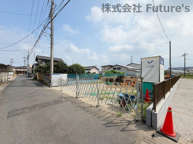 三郷市彦糸1丁目　新築戸建　全2棟　2号棟の前面道路含む現地写真|前面道路含む現地写真です。