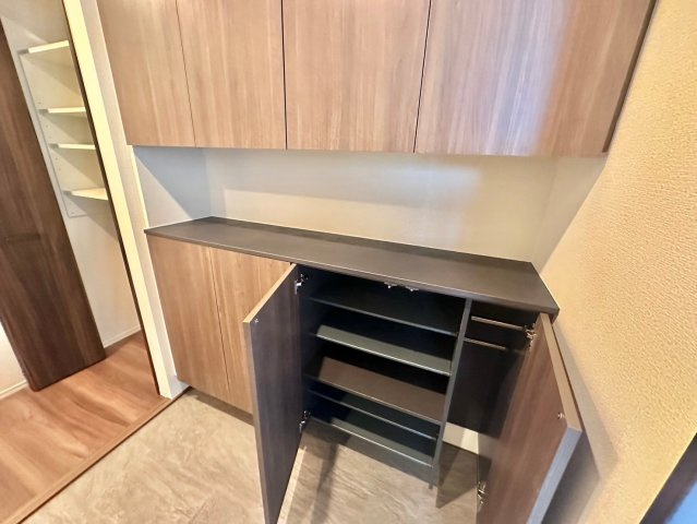 ロワイヤル綿町の収納