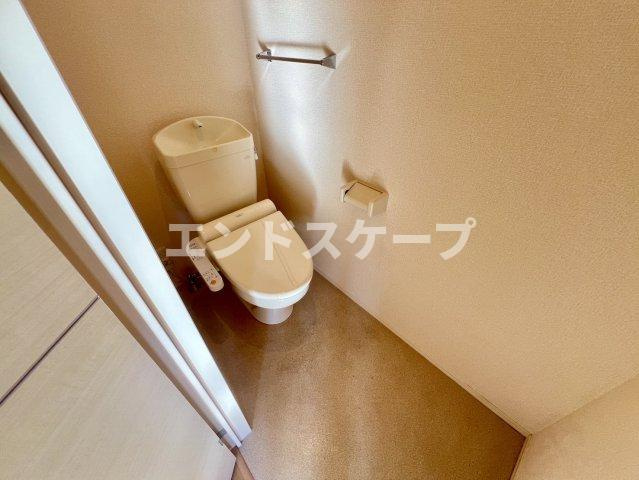 ハッピーネスのトイレ|高崎、前橋エリアのお部屋探しはエンドスケープまで！お客様の理想お聞かせ下さい♪