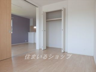 ヴィオラⅡの収納|クローゼット