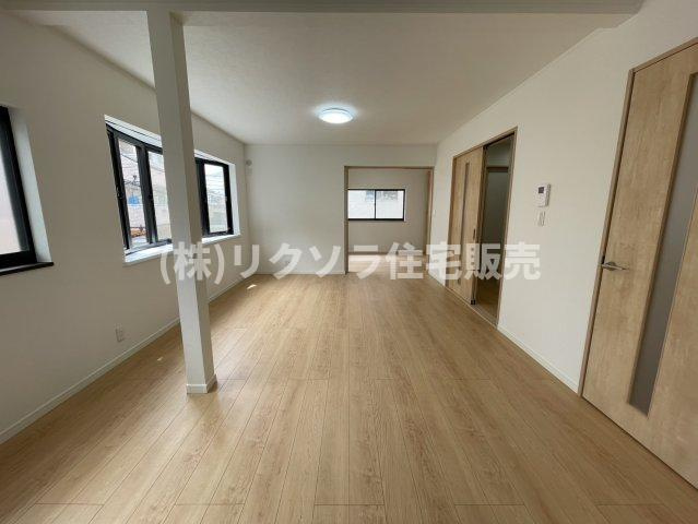 上野口町　中古一戸建てのダイニング|LDK15.0帖
■物件内覧・資金計画相談・住宅ローン相談、リフォーム相談、お問合せ受付中■
※当日・翌日のご内覧、ご相談はお電話でのお問合せがスムーズです！