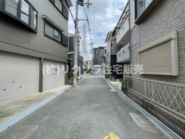 上野口町　中古一戸建ての前面道路含む現地写真|■物件内覧・資金計画相談・住宅ローン相談、リフォーム相談、お問合せ受付中■
※当日・翌日のご内覧、ご相談はお電話でのお問合せがスムーズです！