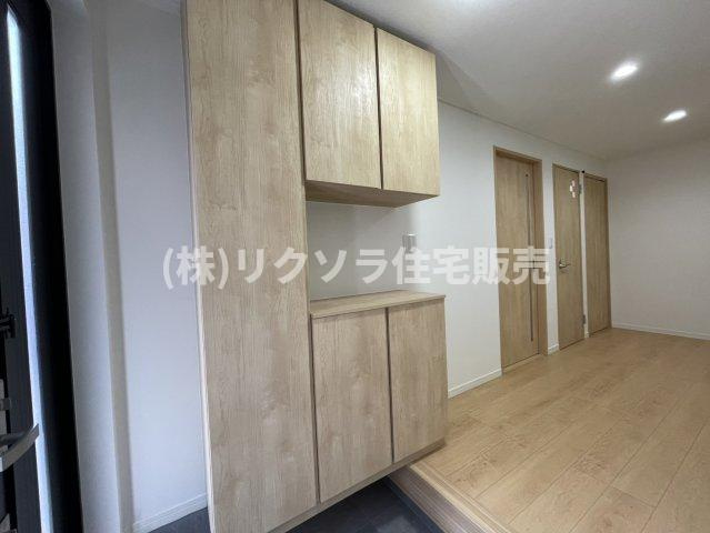 上野口町　中古一戸建ての収納|シューズボックス
■物件内覧・資金計画相談・住宅ローン相談、リフォーム相談、お問合せ受付中■
※当日・翌日のご内覧、ご相談はお電話でのお問合せがスムーズです！