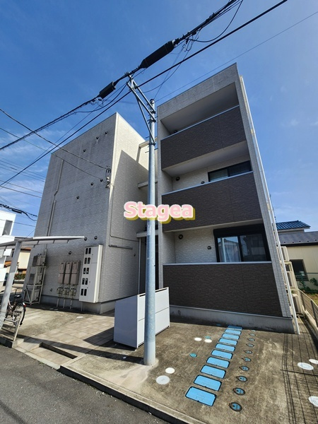 REGALEST蓮田の外観