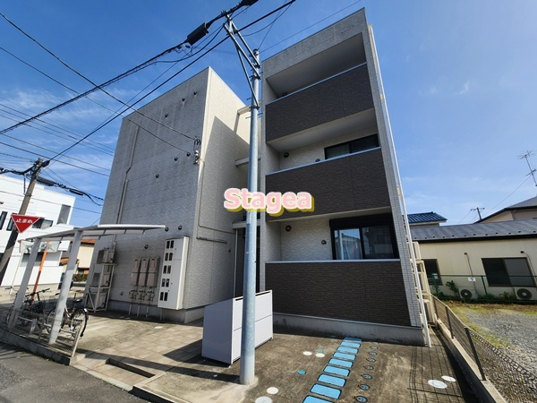 REGALEST蓮田の外観