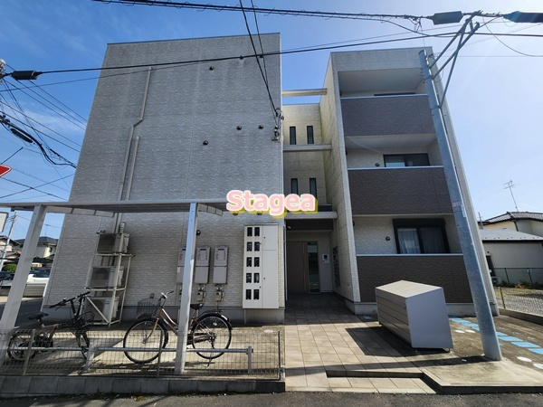 REGALEST蓮田の外観
