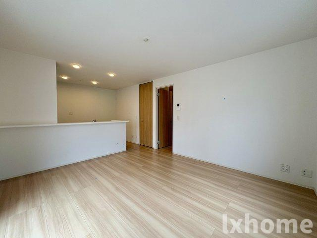 橋の内３丁目戸建の居間・リビング