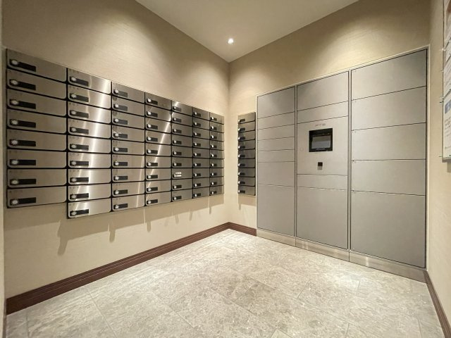 グランディム京都烏丸五条のその他共用部分|宅配BOX
