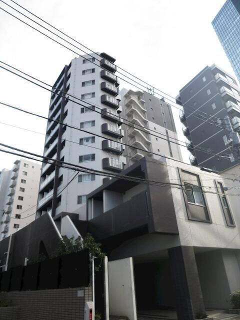 ダイナシティ西新宿の外観
