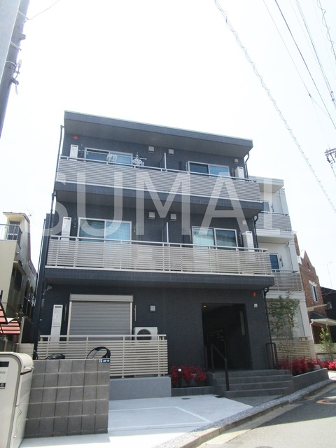 フェルメールの外観|3階建てマンション☆