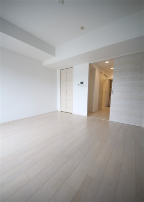 【洋室】 | LIVIAZ NAMBA KRASS