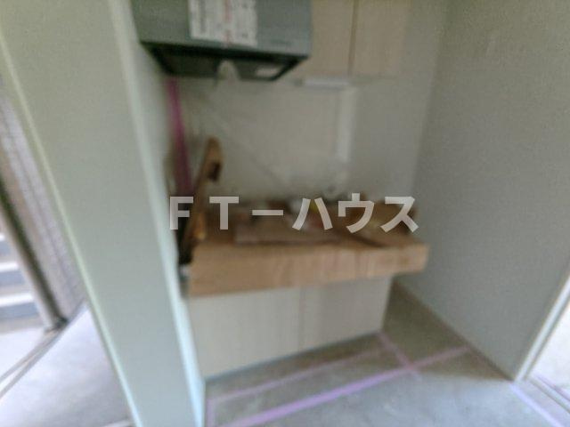 GRADUS原木中山のキッチン