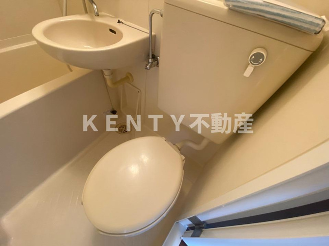 【トイレ】 | セントラルパーク | シンプルで使いやすいトイレです