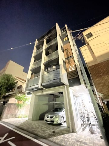 トライアングル旗の台の外観