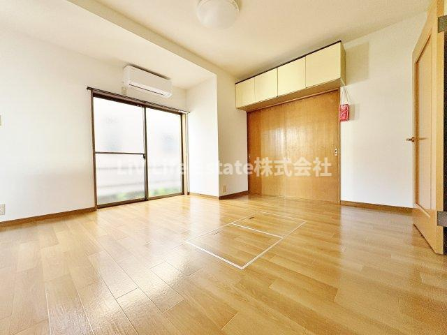 東村山市富士見町２丁目戸建の居間・リビング