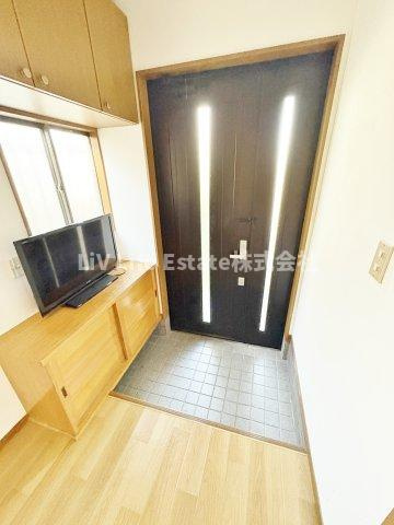 東村山市富士見町２丁目戸建の玄関