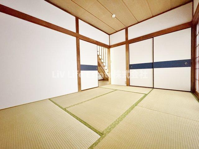 東村山市富士見町２丁目戸建の寝室