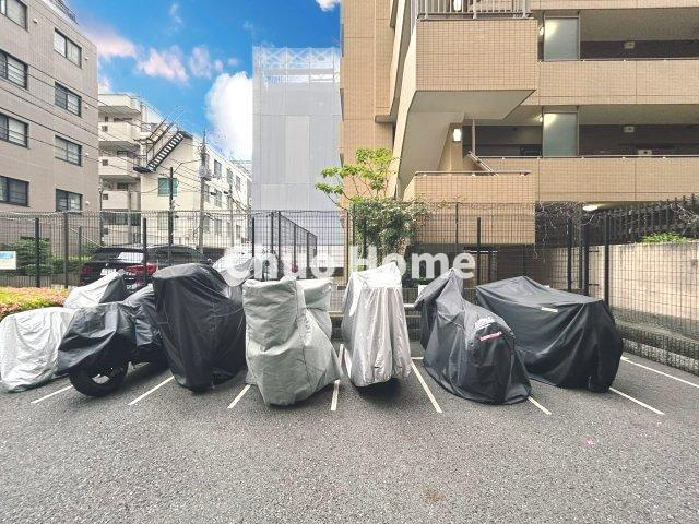 ラヴィリオ錦糸町ベルグレードの駐車場|【バイク置場】最新の空き状況や費用などの詳細は担当スタッフまでお問い合わせください。