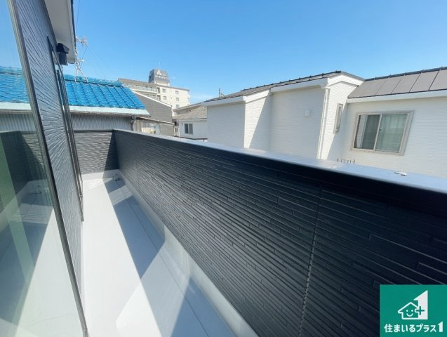 宝塚市高司　第1期　新築一戸建てのバルコニー|日当たりのよいバルコニー！お部屋が開放的に！